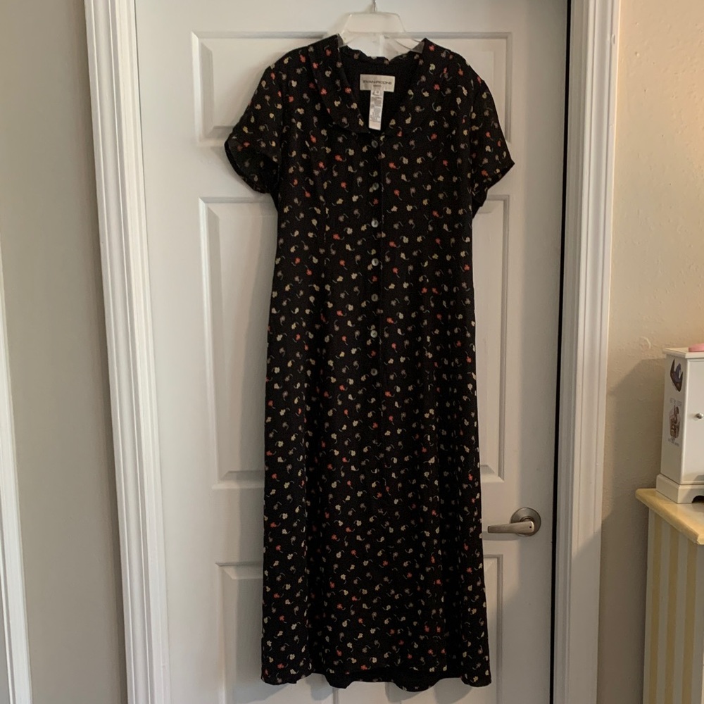 Evan Picone Black Floral Maxi Dress